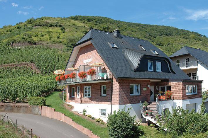 Ferienwohnung für 2 Personen, mit Balkon und Terrasse in Cochem-Zell