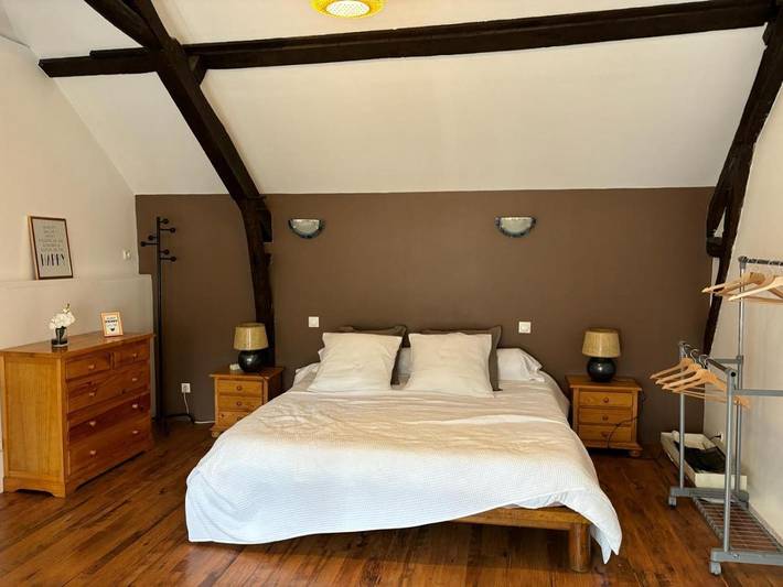 Gîte pour 5 personnes, avec terrasse et piscine dans Aubarède