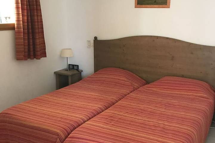 Gîte pour 8 personnes, avec terrasse ainsi que jardin et piscine, animaux acceptés à Palasca - 3