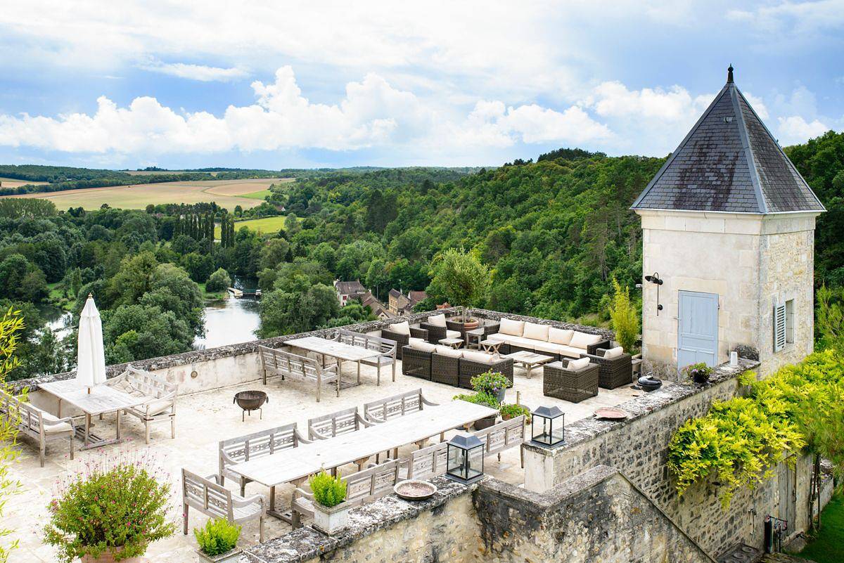 Château pour 33 personnes in Mailly-le-Château, Région d'Auxerre