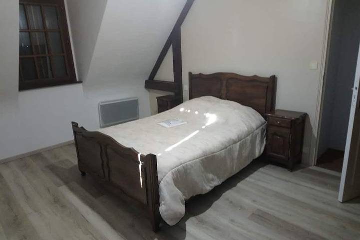 Location de vacances pour 6 personnes, avec jardin à Isigny-le-Buat - 2