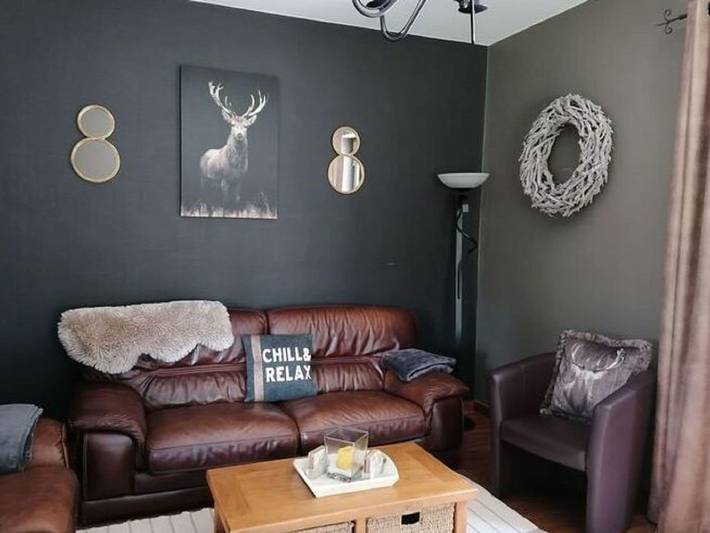 Gîte pour 6 personnes, avec terrasse et jardin, adapté aux familles à Vresse-sur-Semois - 2