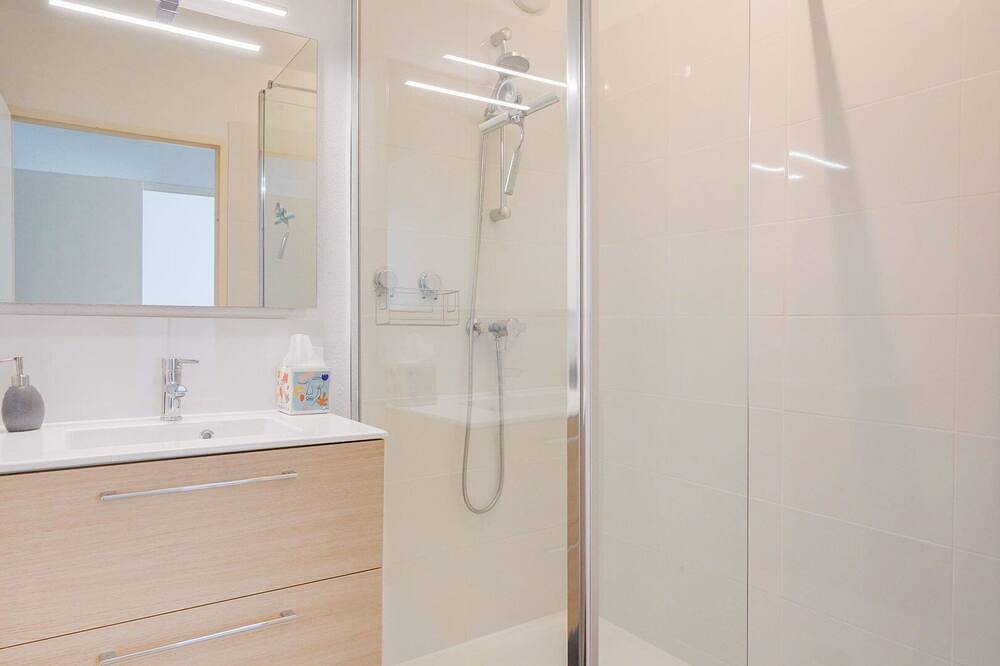 Ganze Wohnung, Lovely Bordeaux flat with private parking in Bordeaux, Bordeaux und Umgebung