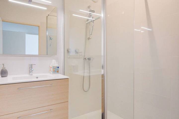 Appartement entier, Bel appartement Bordeaux avec parking privé in Bordeaux, Région de Bordeaux
