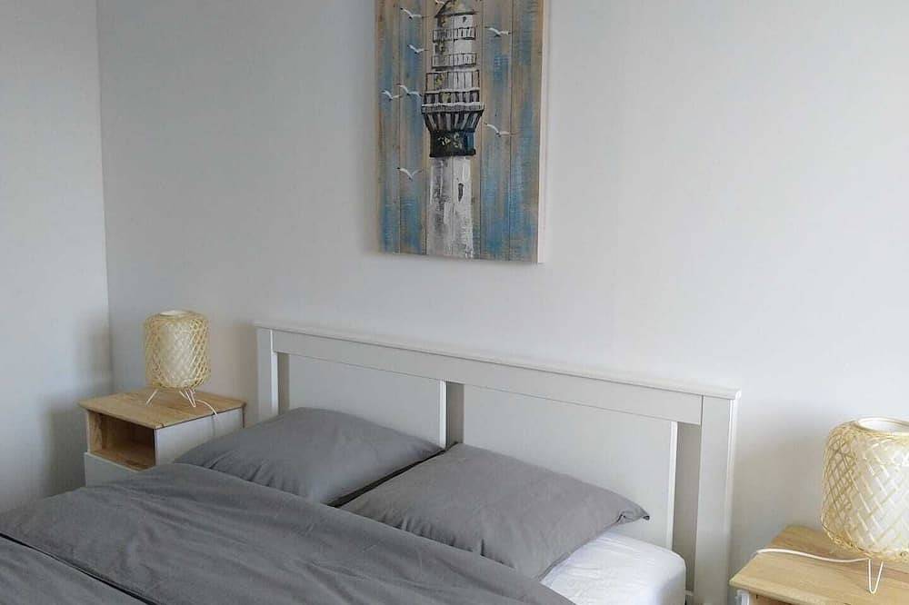 Chateau / Country House in Surville, La Haye (Manche)
