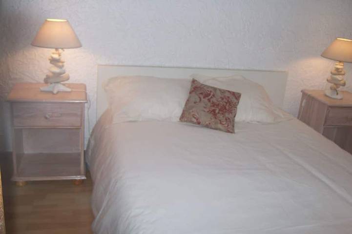 Gîte pour 5 personnes, avec piscine ainsi que balcon et jardin à Peymeinade - 2