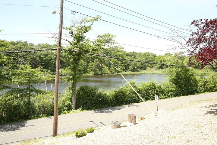 Vacation house for 15 people, with yard in Massachusetts