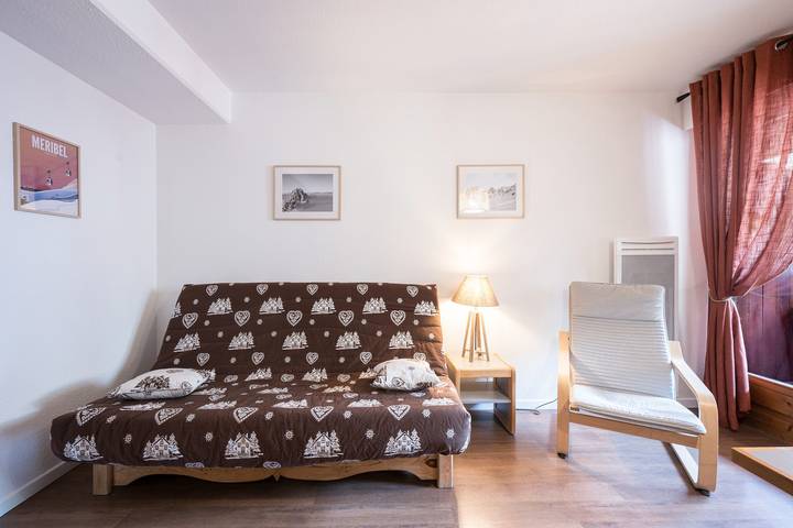 Gîte pour 4 personnes, avec balcon, adapté aux familles dans Les Trois Vallées - 3