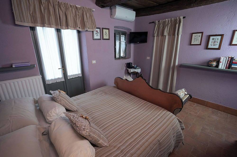 Il Salice Bed & Breakfast - Room Lavender in Veruno, Gattico-Veruno