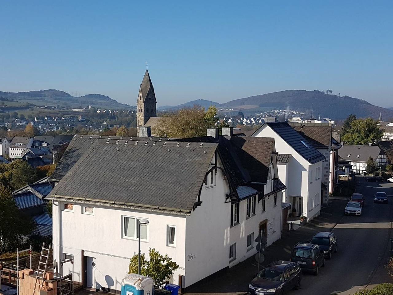 Ganze Wohnung, Apartment „Whg A Ferienwohnungen Olsberg Blick“ mit Bergblick, Garten & Wlan in Olsberg, Hochsauerlandkreis