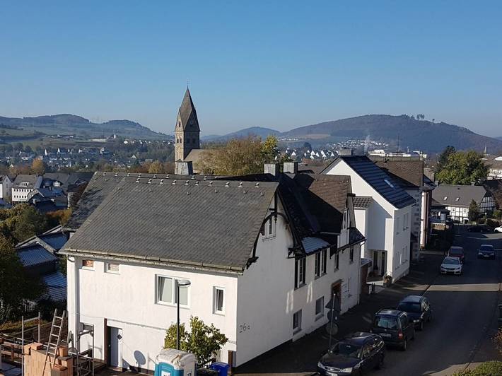 Ganze Wohnung, Apartment „Whg A Ferienwohnungen Olsberg Blick“ mit Bergblick, Garten & Wlan in Olsberg, Hochsauerlandkreis