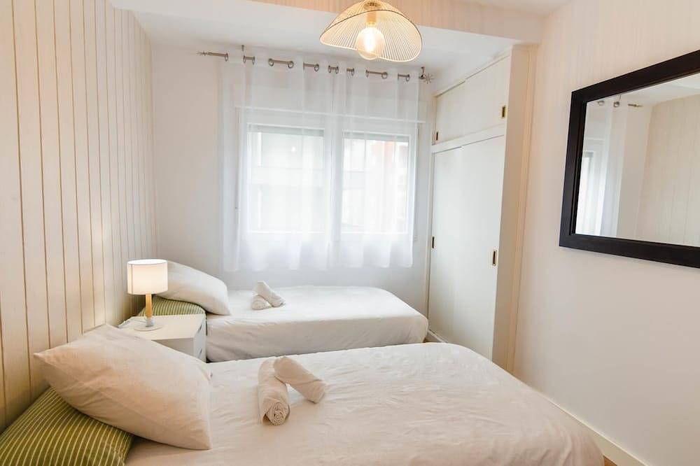 Entire apartment, Cosy flat on La Concha beach in Suances, Cantabrian Coast