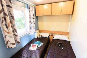 Camping pour 4 Personnes dans La Londe-les-Maures, Région de Toulon, Photo 2