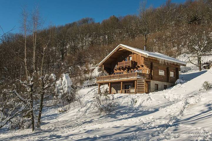Chalet pour 14 personnes, avec jardin ainsi que sauna et jacuzzi à La Bresse