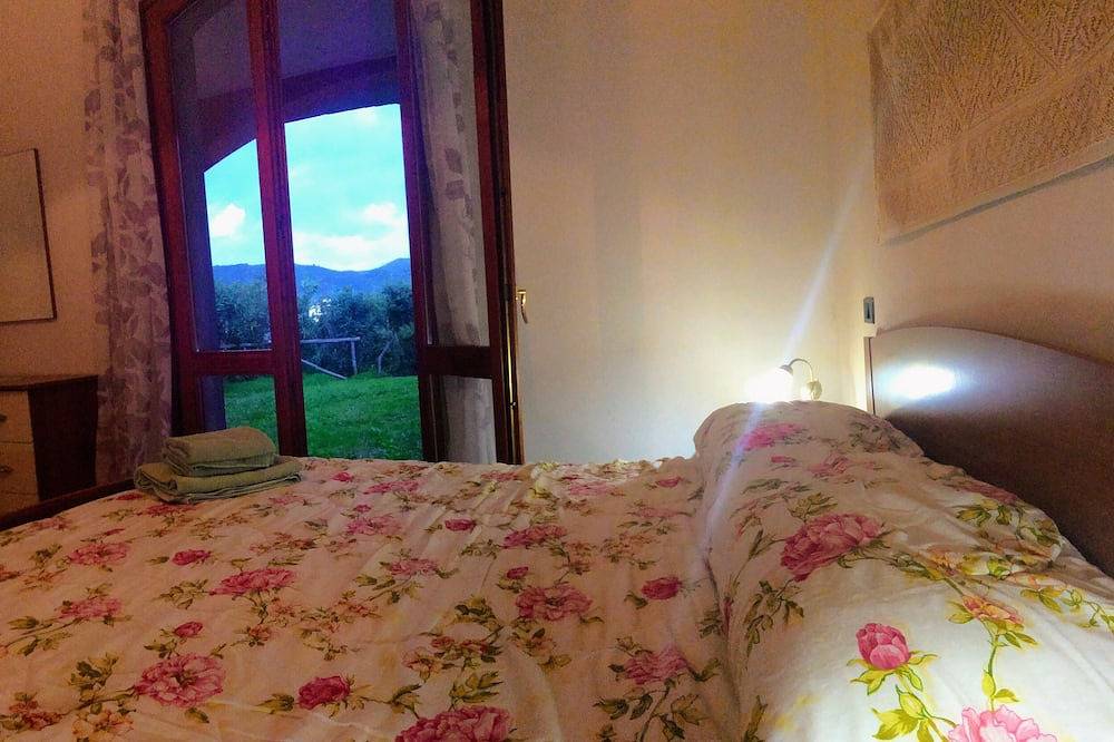 Semi-detached house surrounded by greenery with garden 10 min from the sea in Teulada, Cagliari Province