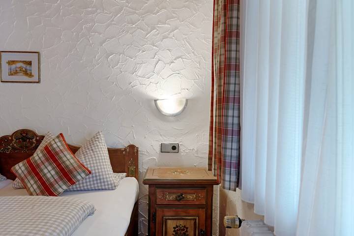 Gîte pour 2 personnes, avec balcon et jardin à Schramberg - 2