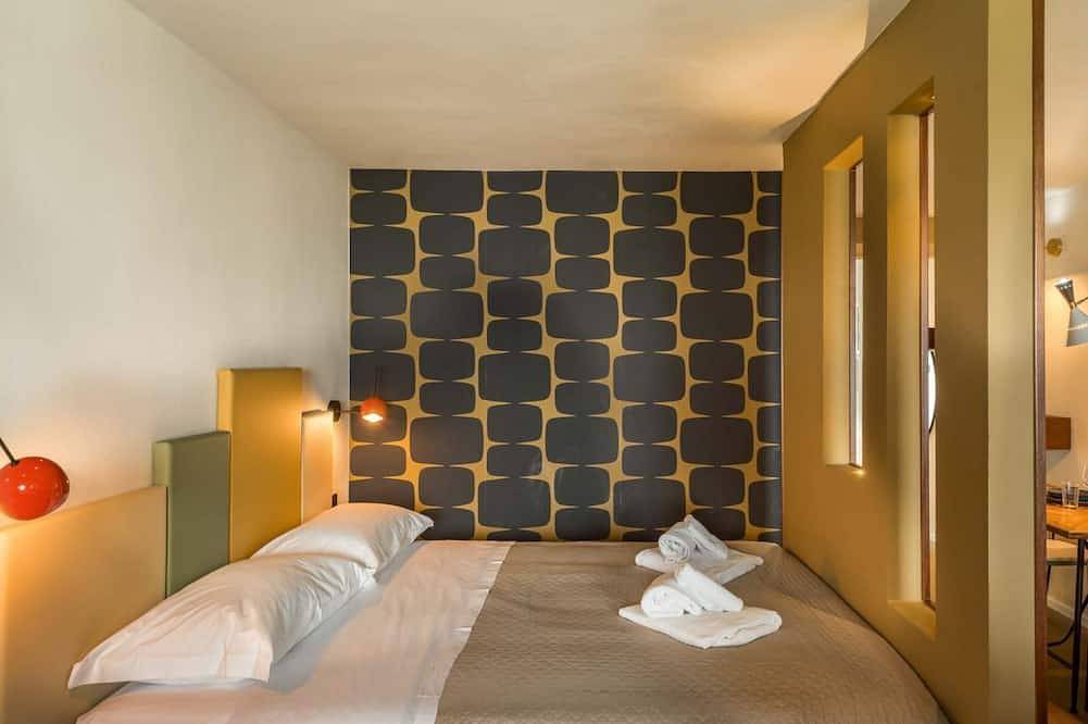 Apartamento entero, Bienvenido a «Life», Retrò Italian Life Style, una espléndida casa de vacaciones de diseño que le transportará directamente a los fascinantes años 70, arrullado por la vista del mar y escuchando la banda sonora de sus vacaciones.Situada en el cora in Corniglia, Vernazza Municipio