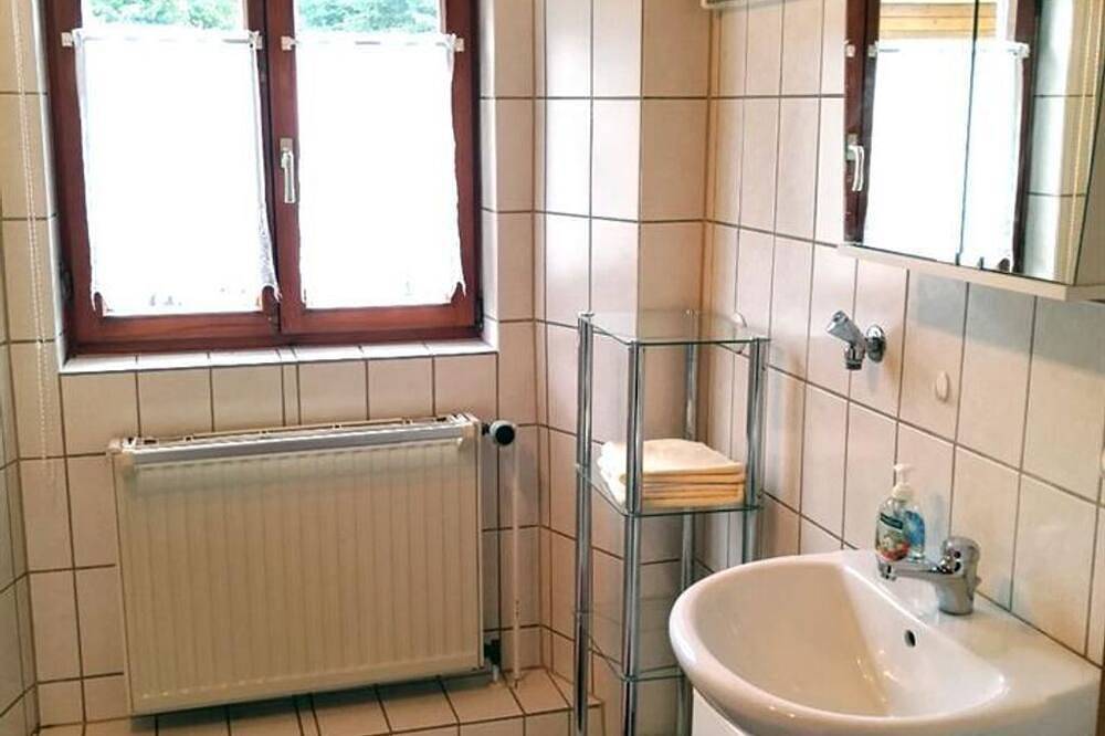 Ganze Wohnung, Appartement/Fewo, Dusche, Wc, 2 Schlafräume - Ferienwohnung Flessa in Ochsenkopf, Fichtelberg