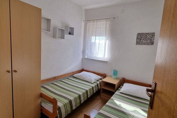 Ganze Wohnung, 2-Zimmer-Wohnung mit Terrasse in Biograd na Moru, Zadar