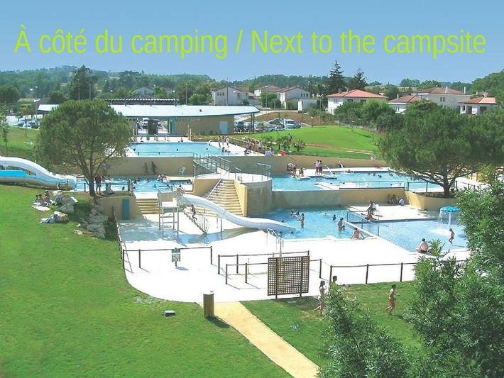 Location de vacances pour 2 personnes, avec Terrasse et Piscine à Condom