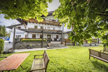 Hotel für 4 Personen in Bayerisch Gmain, Bayerische Alpen, Bild 1