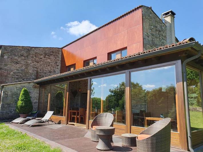 Casa rural para 2 personas, con Terraza además de Jardín y Vistas en Provincia de Lugo