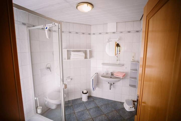 Ganze Wohnung, Gemütliche Ferienwohnung für bis zu 4 Personen in Haundorf, Fränkisches Seenland