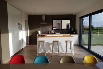 Location de vacances pour 8 personnes, avec terrasse et jardin à Saint-Aubin-sur-Mer (Calvados)