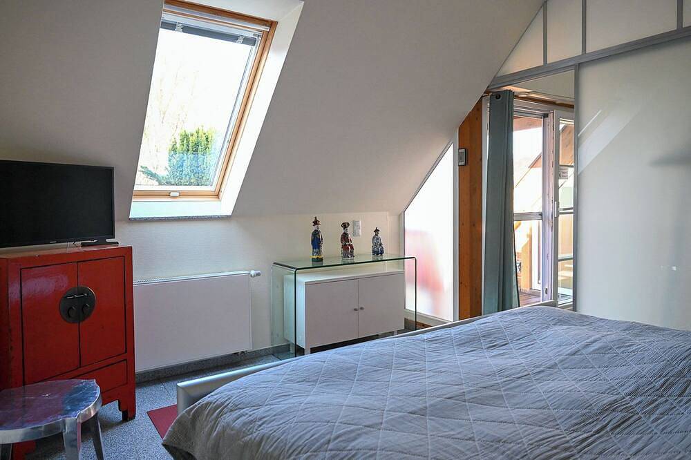 Ganze Wohnung, ***** Design Ferienhaus Kamerun an der Elbe \"Maison Marabu\" in Damnatz, Elbtalaue