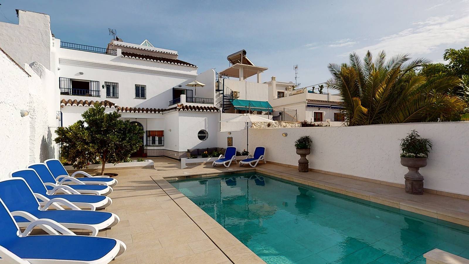 5 Bedroom-Privatepool-Balcony-Sea View-Nerja in Nerja Centre, Nerja