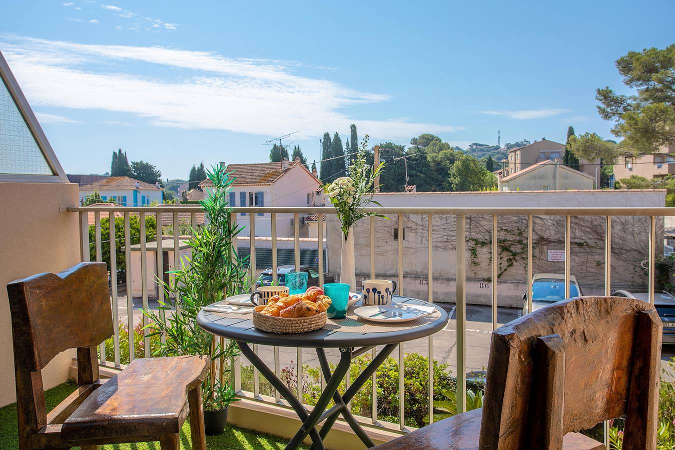 Studio entier, Studio "Golfe de Saint Tropez" avec balcon, climatisation et Wi-Fi in Cavalaire-sur-Mer, Parc national de Port-Cros