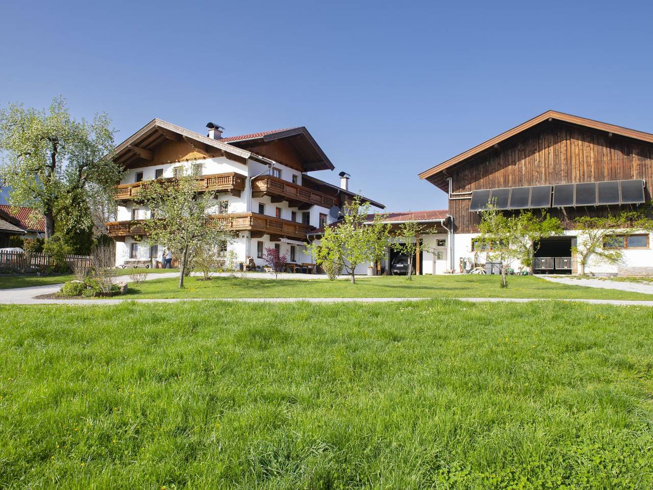 Entire apartment, Modern attic apartment on a farm in Schwoich, Kaiser mountains