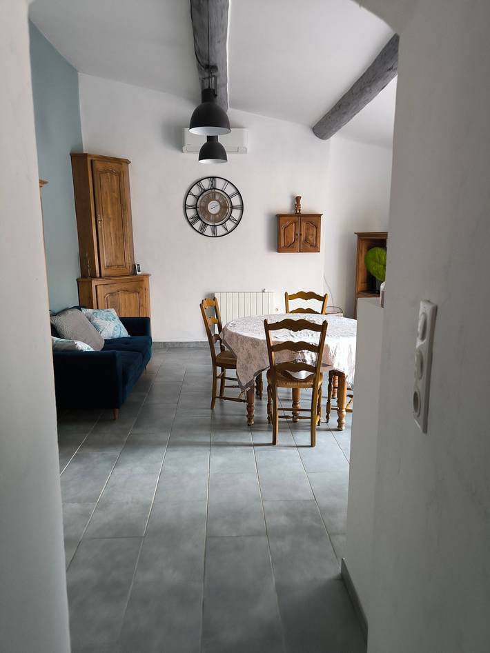 Casa vacanze "Maisonnette nel cuore del Luberon" con terrazza condivisa, Wi-Fi e aria condizionata in Saignon, Parco naturale regionale del Luberon