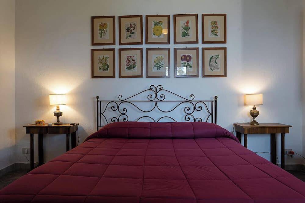 Villino Cucinone, with access to the beach in Capo Vaticano in Faro Capo Vaticano, Vibo Valentia Provinz