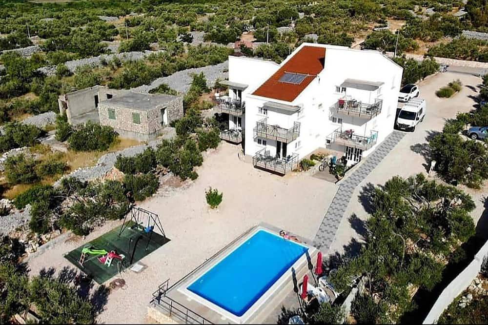 Ganze Wohnung, Schöne 1-Zimmer-Wohnung in Jezera in Tisno, Murter