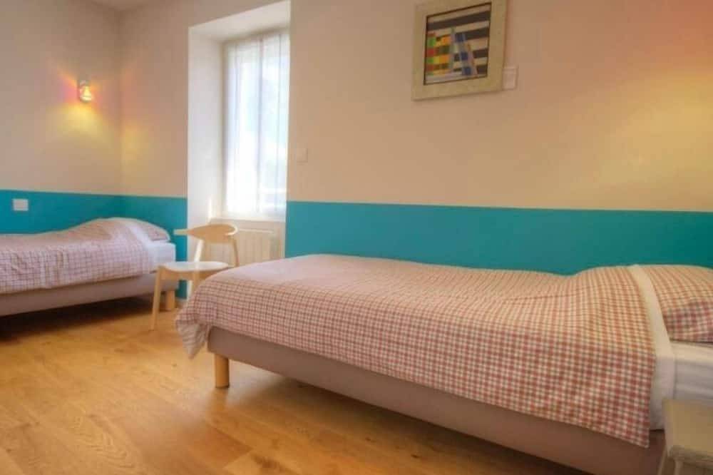 Gîte à proximité de la Loire avec Wi-Fi et équipement bébé in Divatte-sur-Loire, Région de Nantes