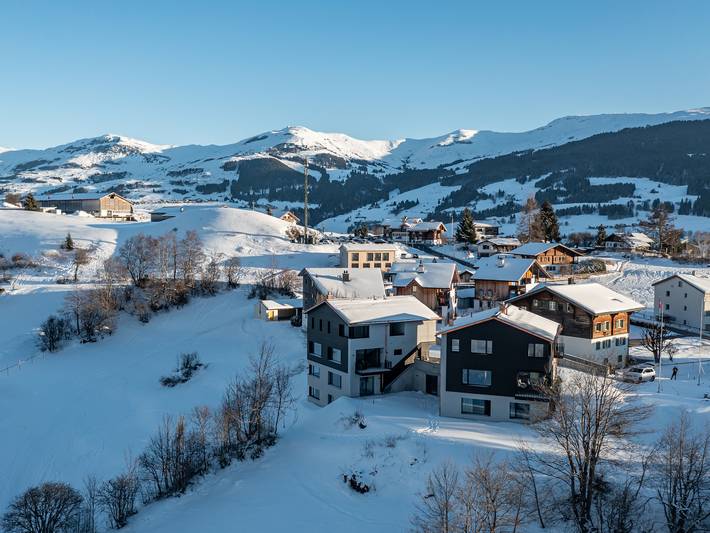 Ganze Ferienwohnung, Ferienwohnung Tschuppina Schiess, Brigels - 2.5 Zimmer Ferienwohnung für max. 4 Pers. in Brigels, Alpenarena