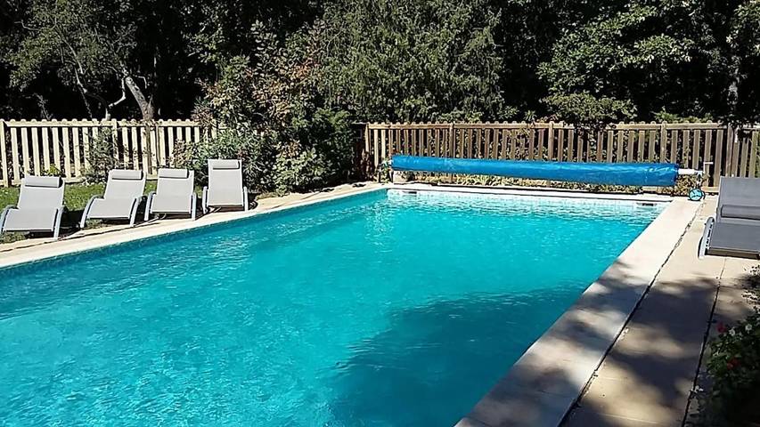 Casa de vacaciones para 6 personas, con piscina además de terraza y jardín, Se admiten mascotas - 1