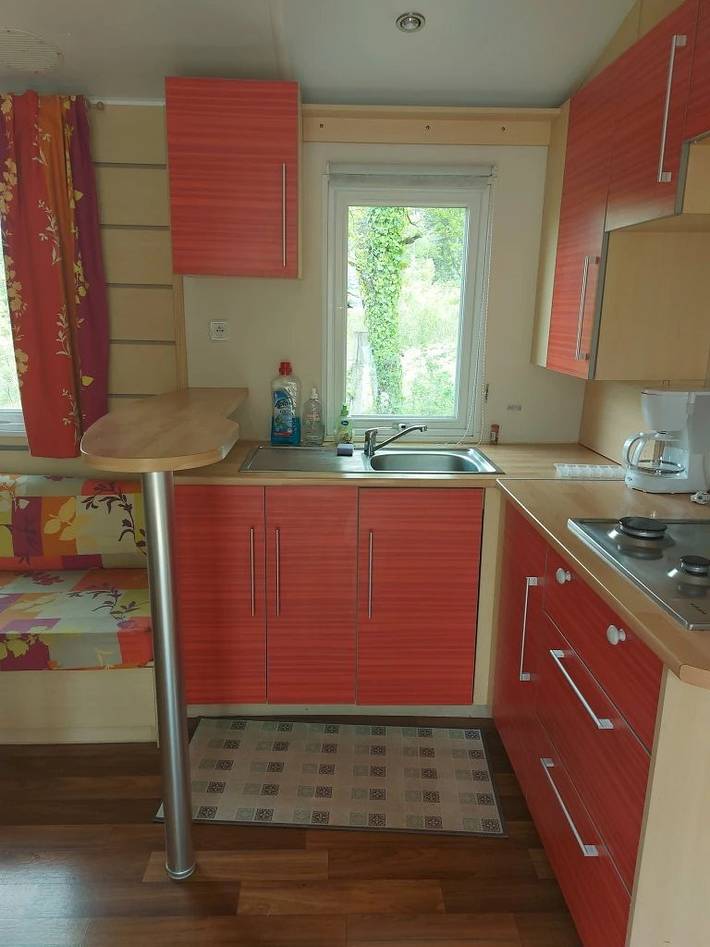 Mobil home pour 6 personnes, avec bassin pour enfant à Reilhaguet - 4
