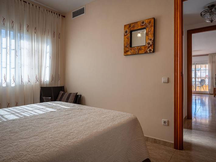 4-Bedroom Townhouse, Air-Conditioned, Near Beach in Creixell, Costa Dorada