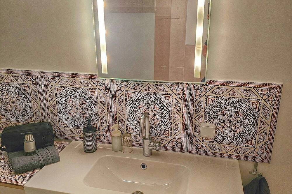 Ganze Wohnung, Ferienwohnung mit Garten am Zoo in Wuppertal, Bergisches Land