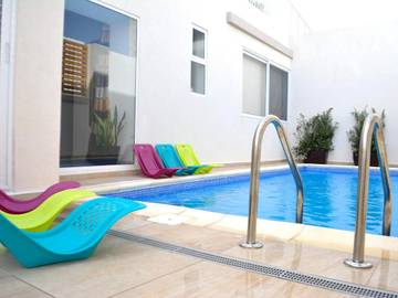 Chambre d’hôte pour 2 personnes, avec jardin et piscine à San Giljan