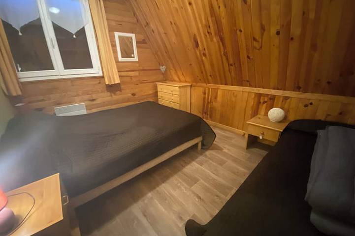 Quiet Mountain Chalet. Hiking, 1/4h from skiing, 200m from the village in Campan, Französische Pyrenäen