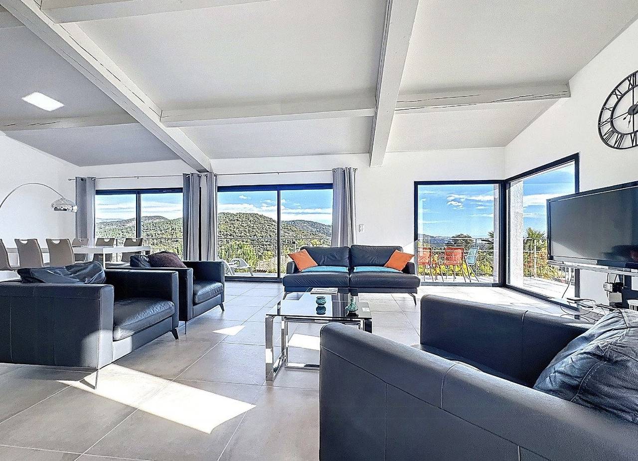 Modern villa with sea views and infinity pool in Les Adrets-de-l'Estérel, Massif de l'Esterel