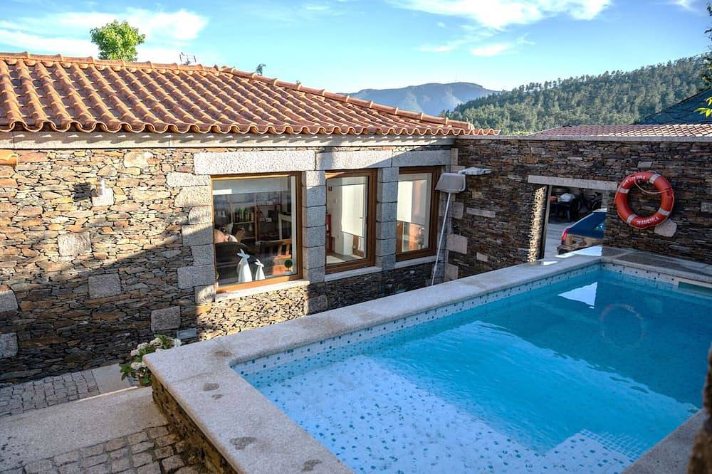 Holiday home in Vila Real, Douro and Marão. Nature is so close here. in Serra do Marão, Vila Real