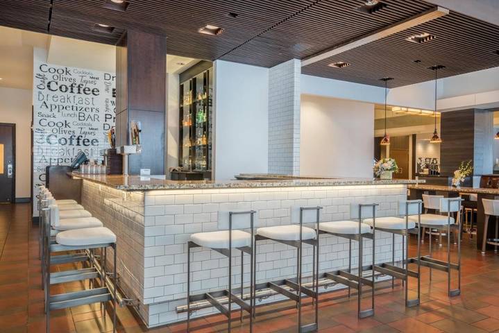 Hotel voor 4 personen, met zwembad en whirlpool - 1