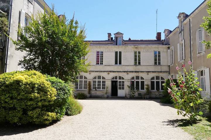 Gîte pour 5 personnes, avec terrasse et jardin dans Plage de la Concurrence