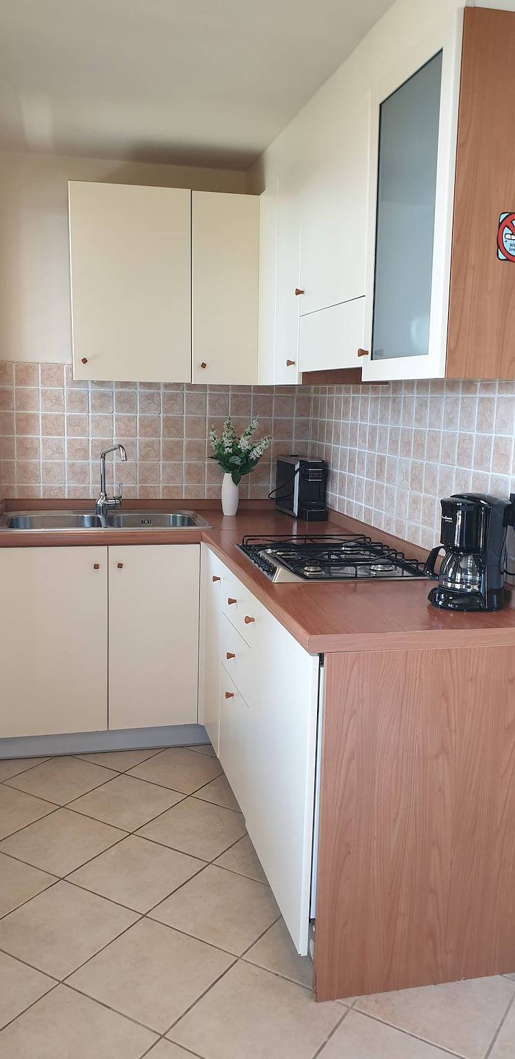 Ganze Ferienwohnung, Ferienwohnung für 2 Personen mit Garten in Spiaggia Gardiola, San Felice del Benaco
