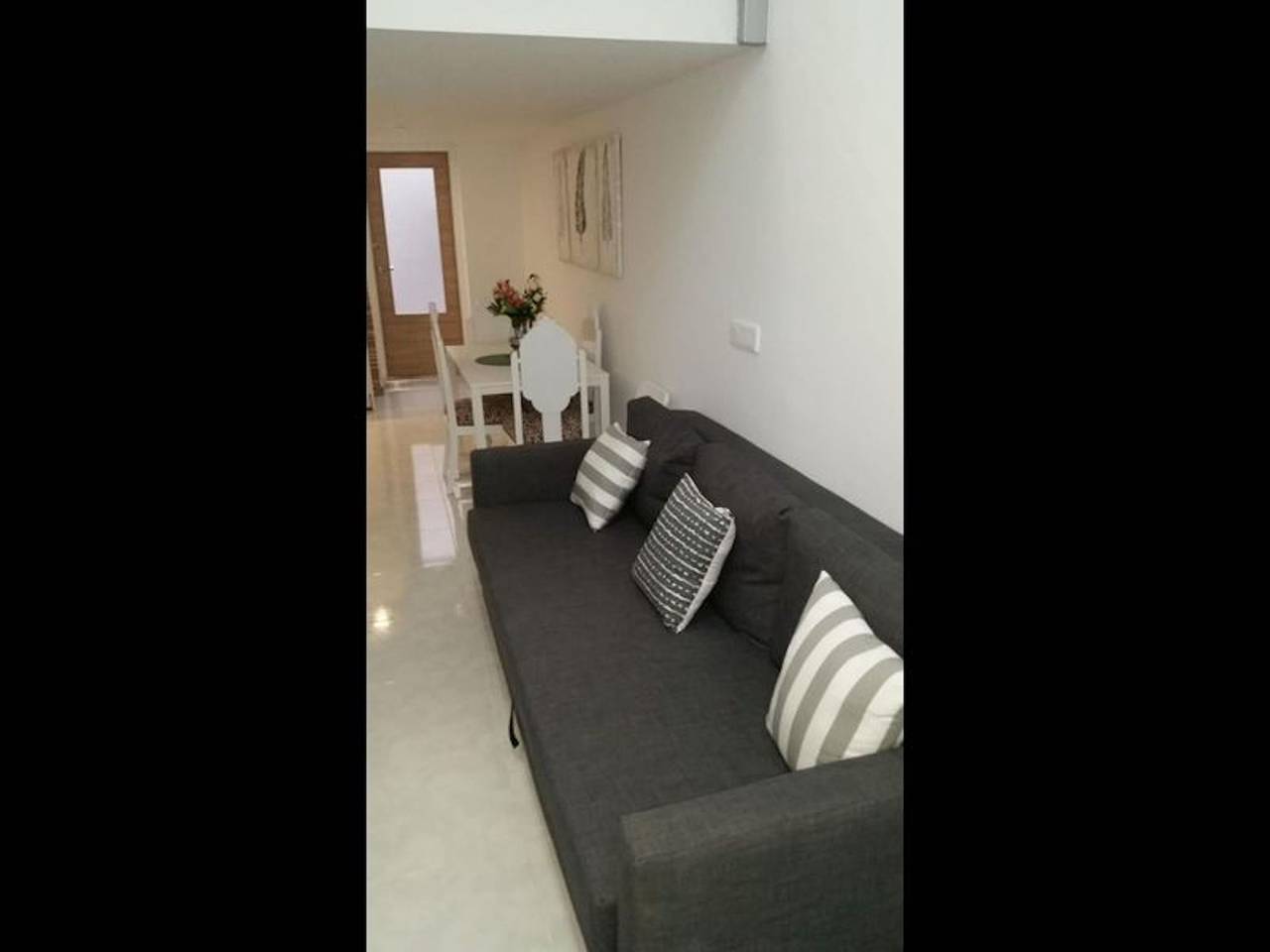Entire apartment, Stunning Loft Apartment Air conditioning, impressive modern conversion in El Barrio, Alicante