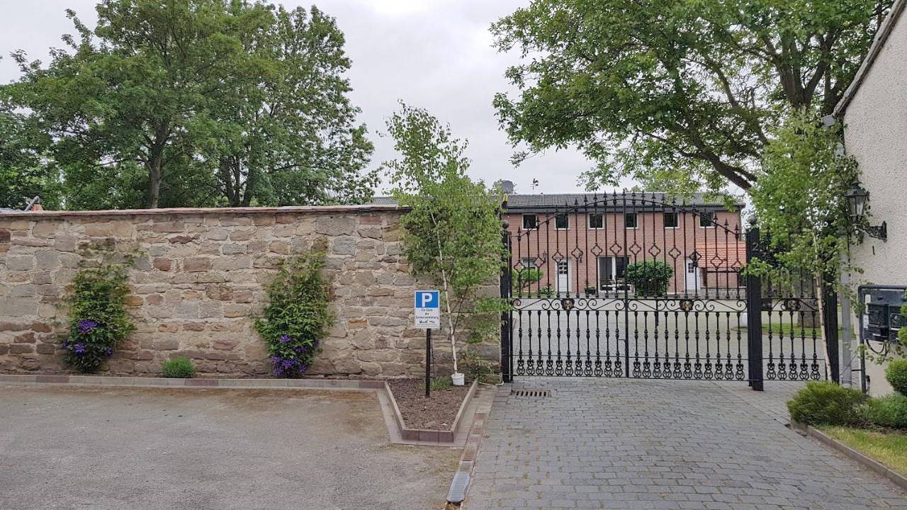 Double or Twin Room with Bathroom in Querfurt, Saale-Unstrut